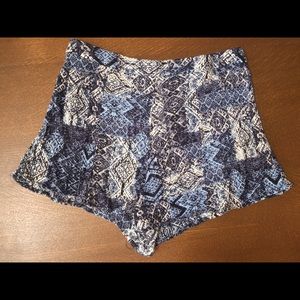 forever 21 navy printed flowy shorts